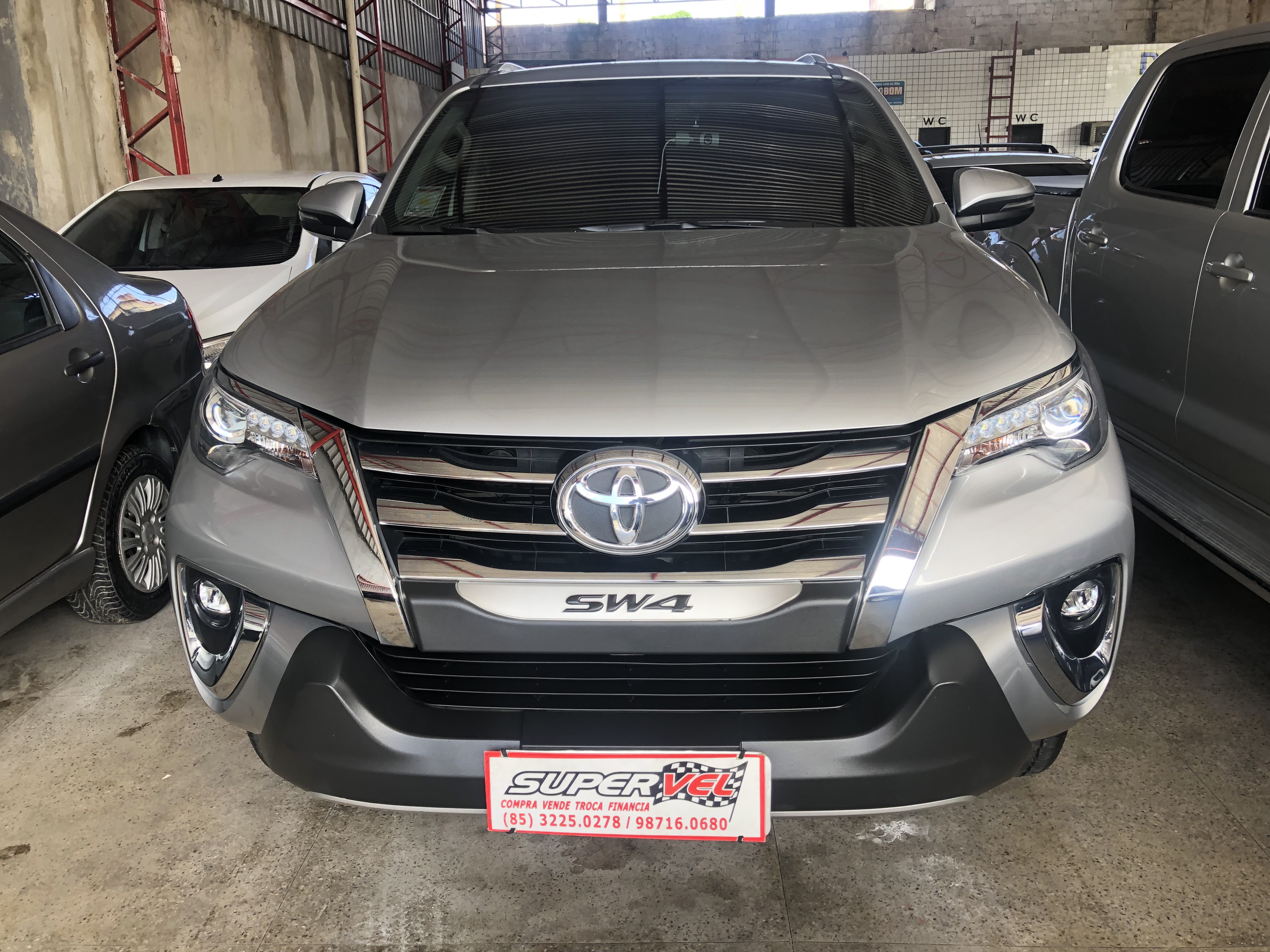 TOYOTA HILUX SW4 SRX 