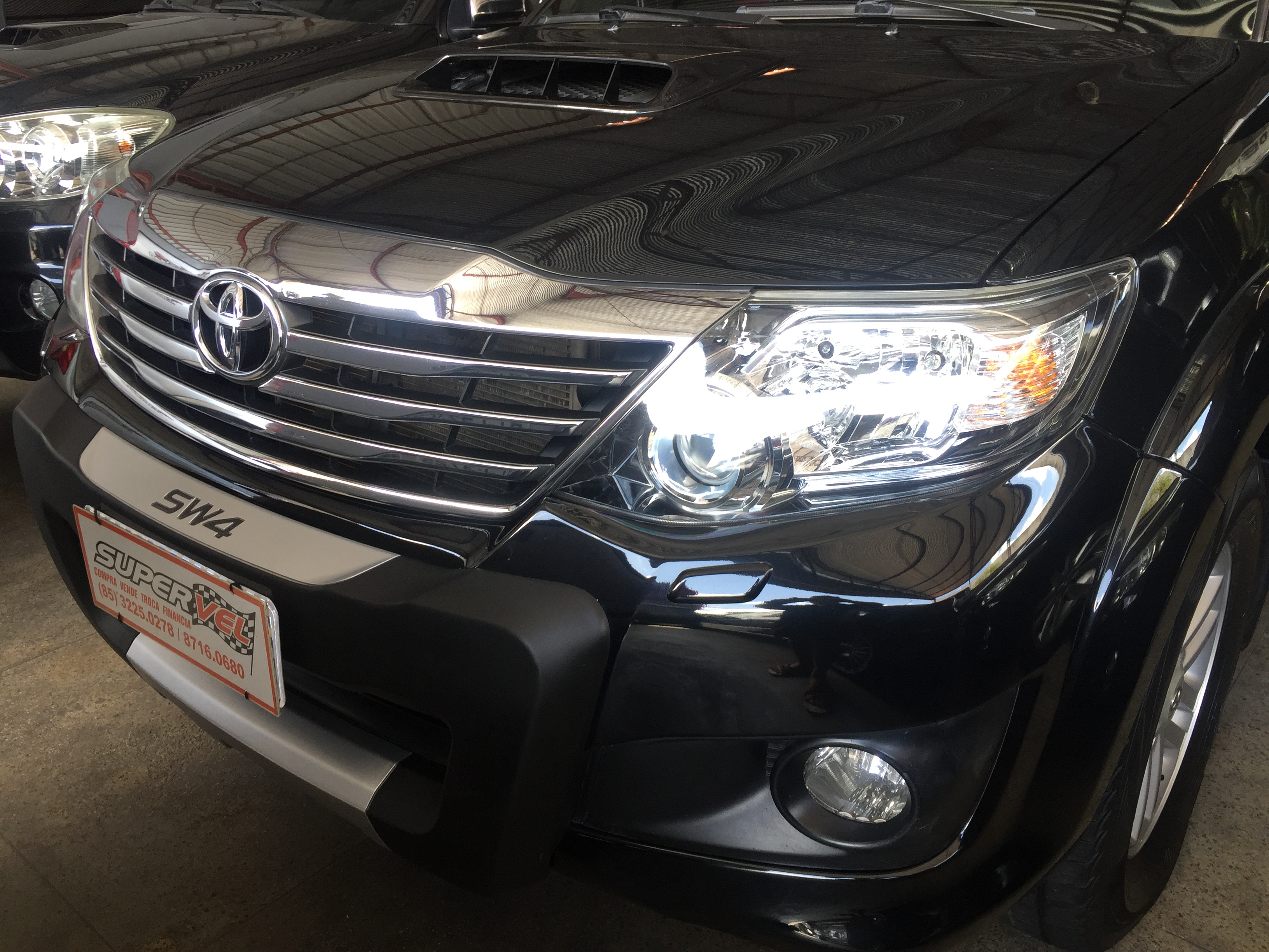 TOYOTA Hilux SW4 SRV D4 